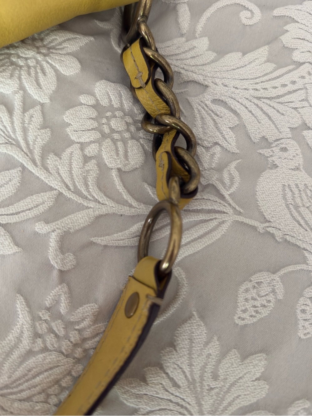 Vintage 65th Anniversary Coach Legacy Yellow Leather Shoulder Bag with Chain - Picture 7 of 15